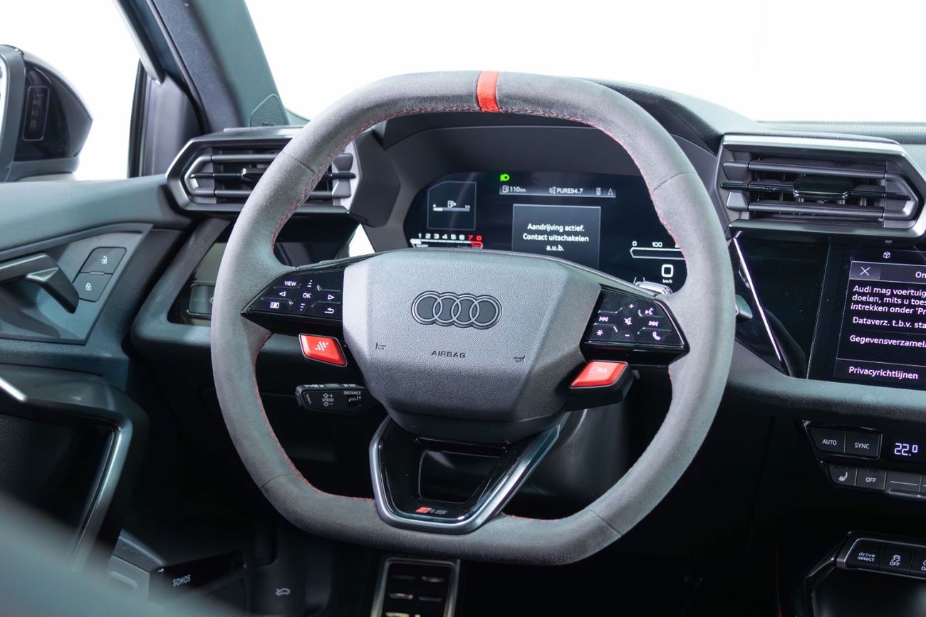 Audi RS3 TFSI quattro 2.5L Sedan Full Option Car - Carbon RS Seats - Kemora Grey - 2025