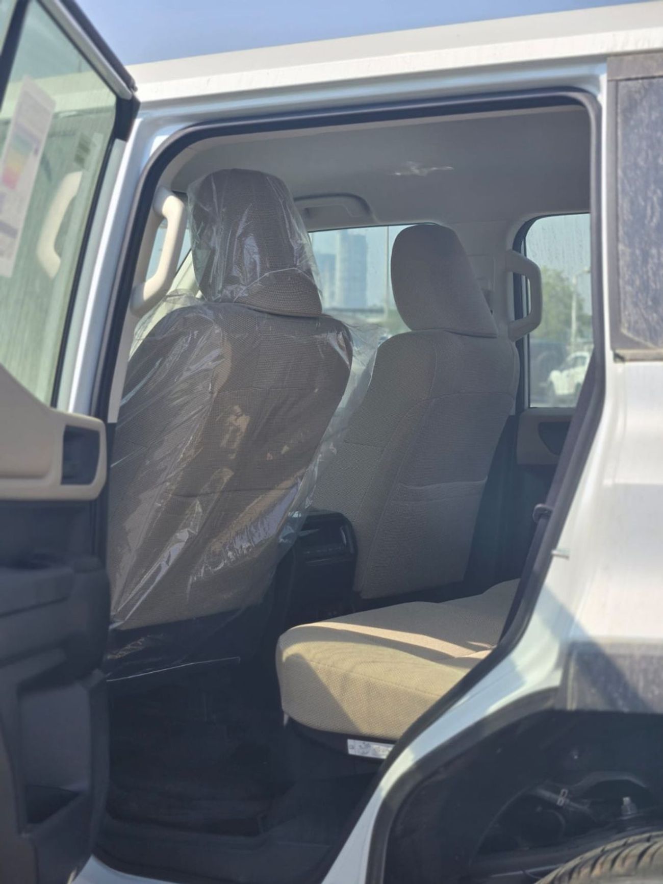 تويوتا برادو 2.8L DEISEL A/T 7 SEATER GCC SPECIFICATION