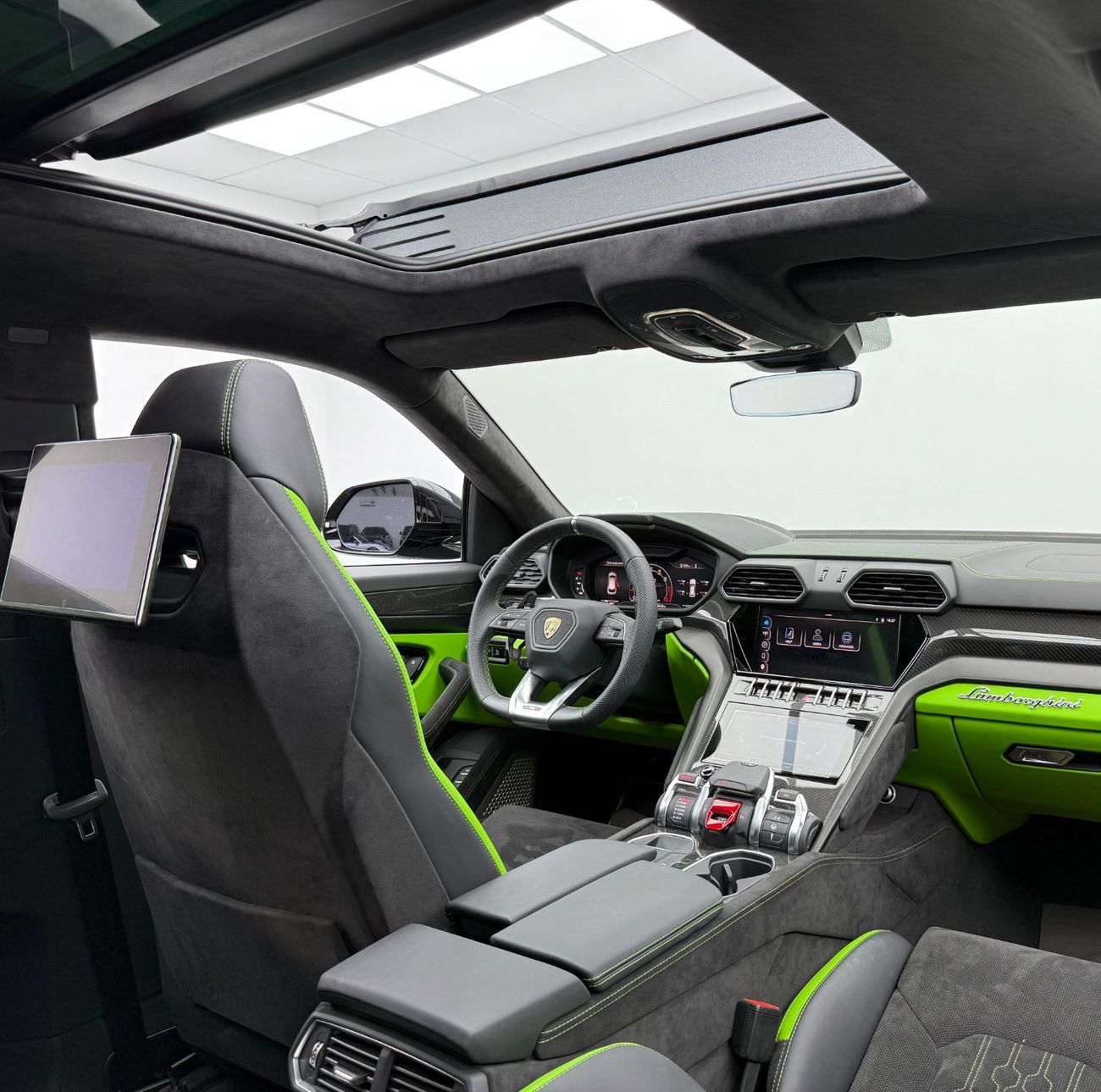 Lamborghini Urus S 4.0T V8 2023 Lamborghini Urus S, 2029 Lamborghini Warranty, 2026 Lamborghini Service Pack, Low Km,