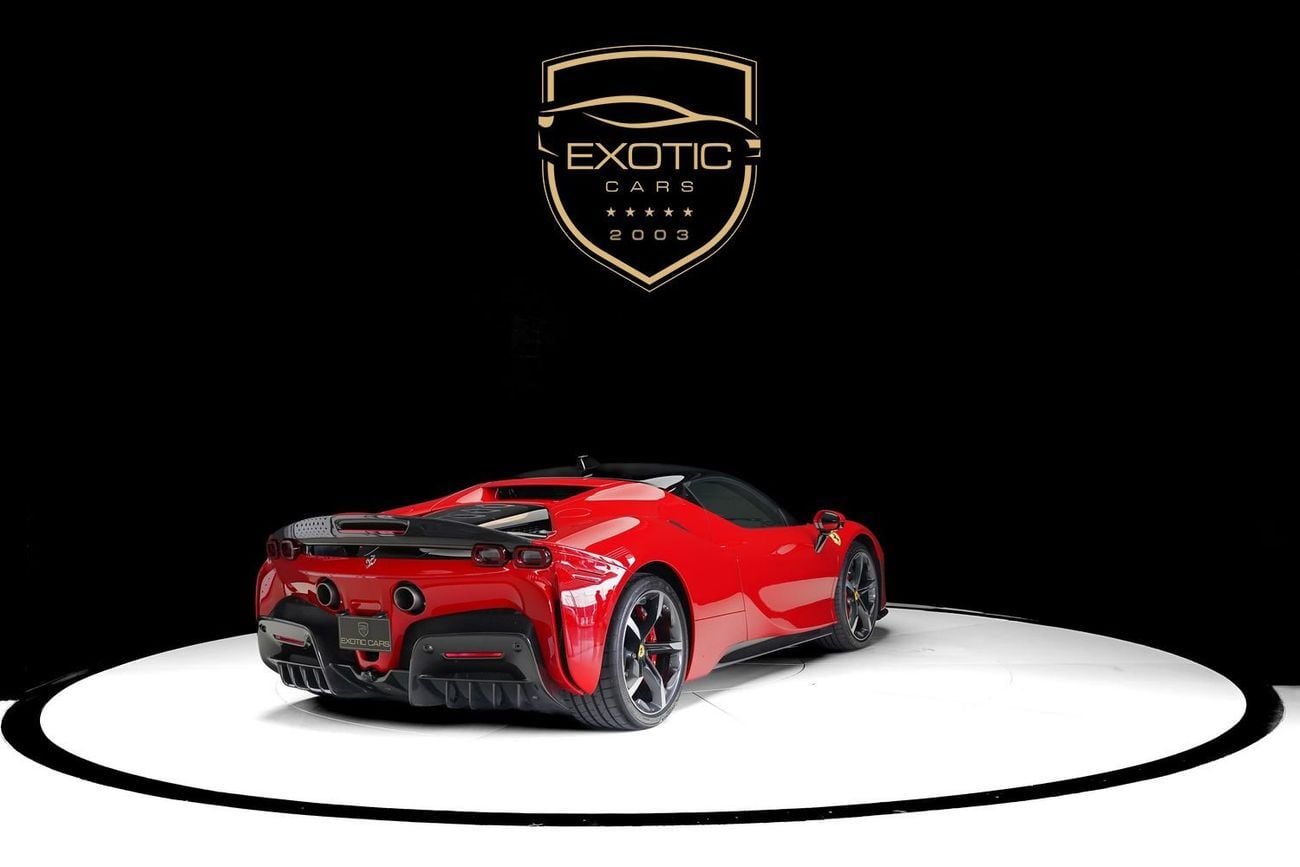 فيراري SF90 ستراديل STRADALE
