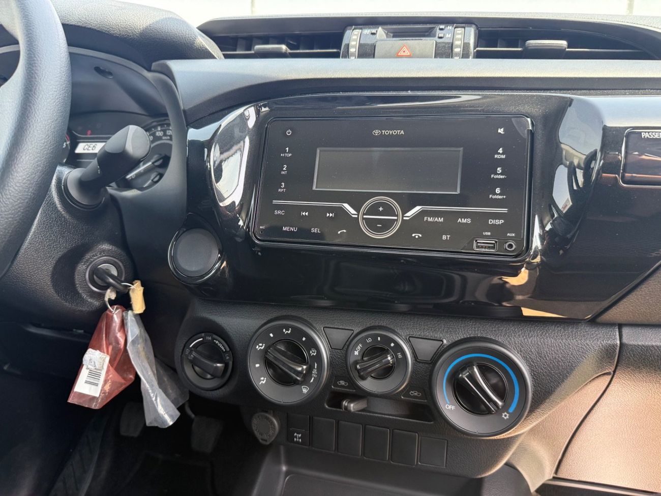 تويوتا هيلوكس GLX Long 2.4L