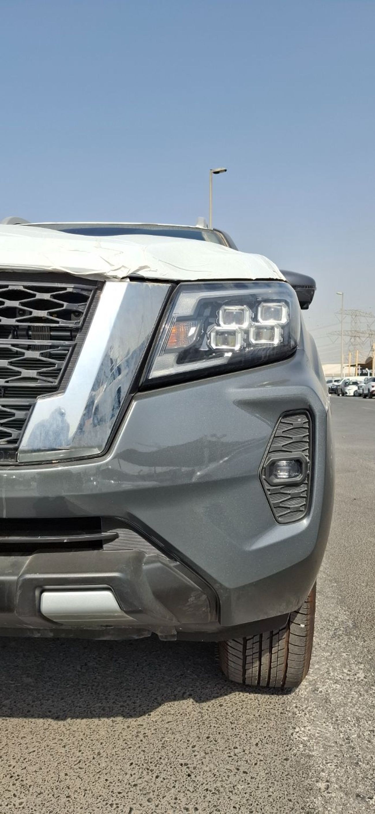 Nissan Navara G 2.5L 4WD M/T NISSAN Navara 2.5L petrol 4X4 M/T