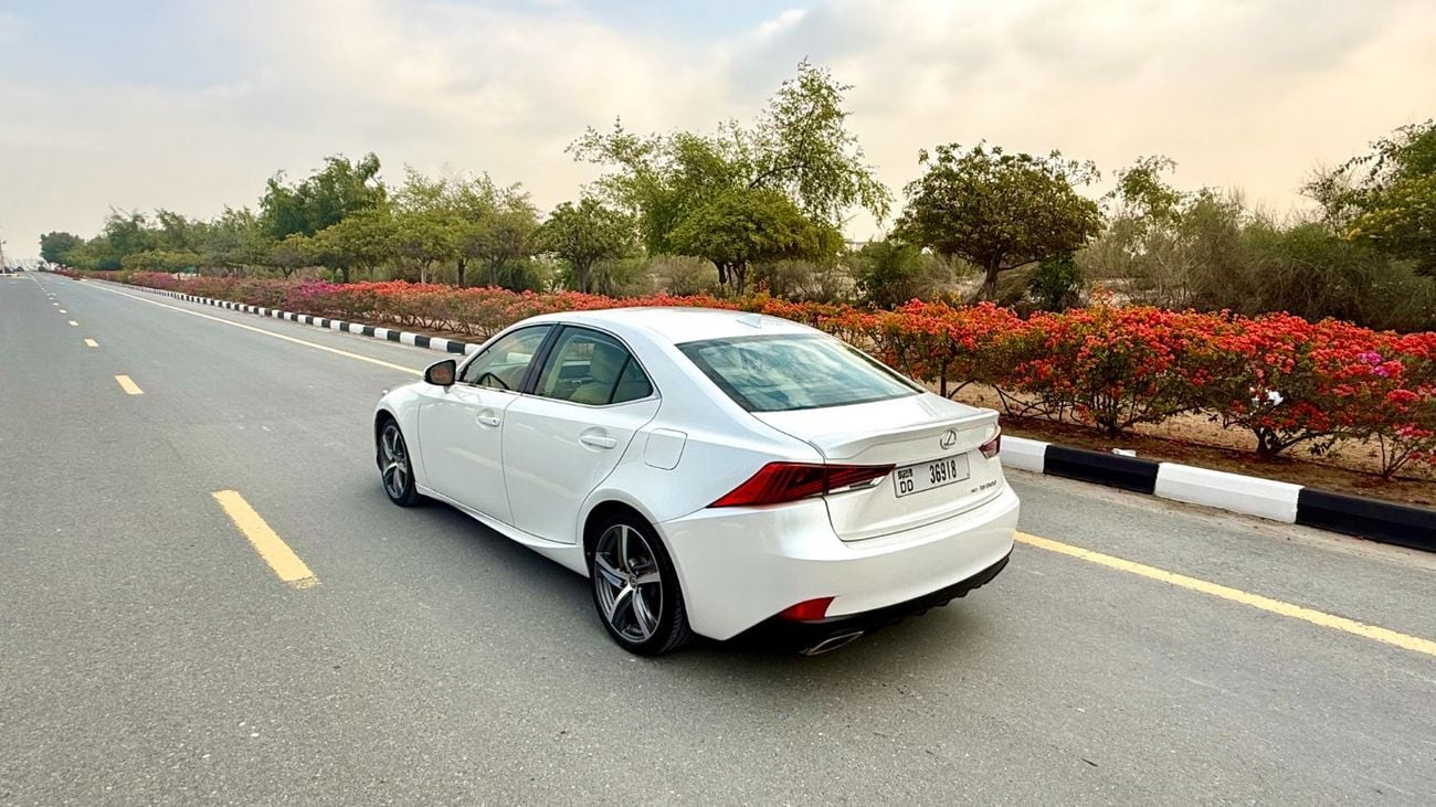 لكزس IS 300 Platinum 2.0L
