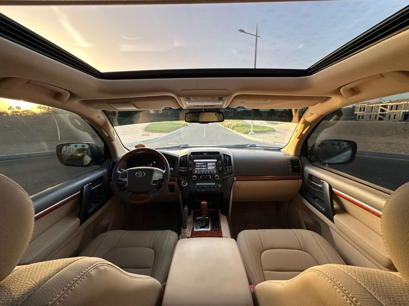 Toyota Land Cruiser GXR 4.6L