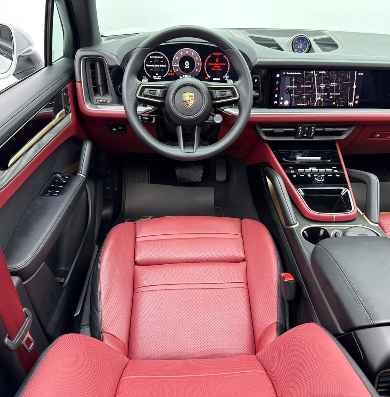 Porsche Cayenne Base 2025 Porsche Cayenne, 2027 Porsche Warranty, Full Porsche Service History, Very Low Km, GCC