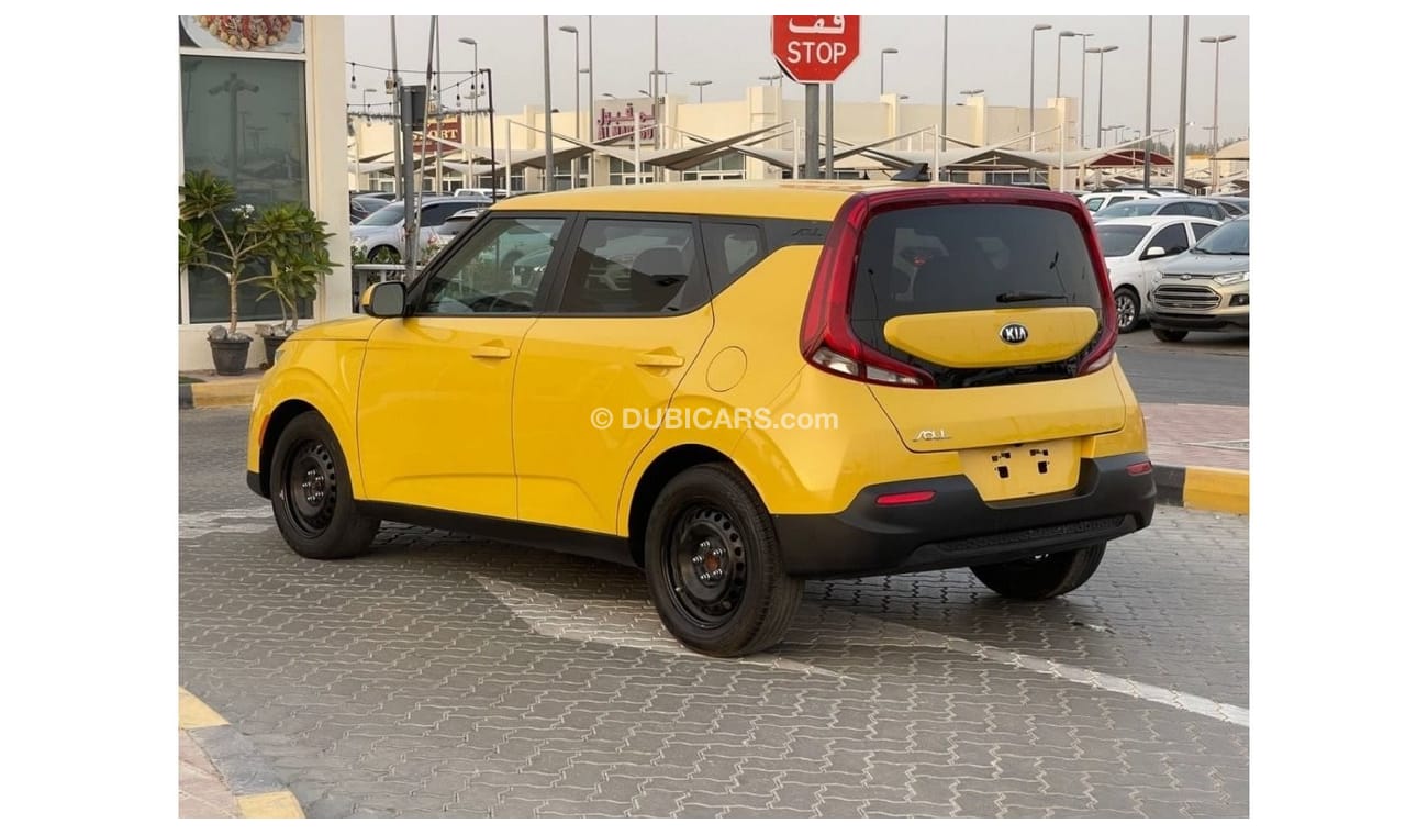 Used Kia Soul 2020 model imported from America 4 cylinders automatic