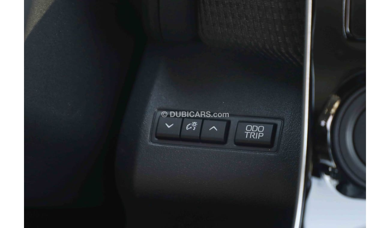 Toyota bZ4X 2022 Toyota bZ4X X-Mode Pro AWD - White inside grey