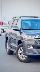 Toyota Land Cruiser GXR 2017 LHD VXR V8 Full Option Very Clean And Perfect Condition