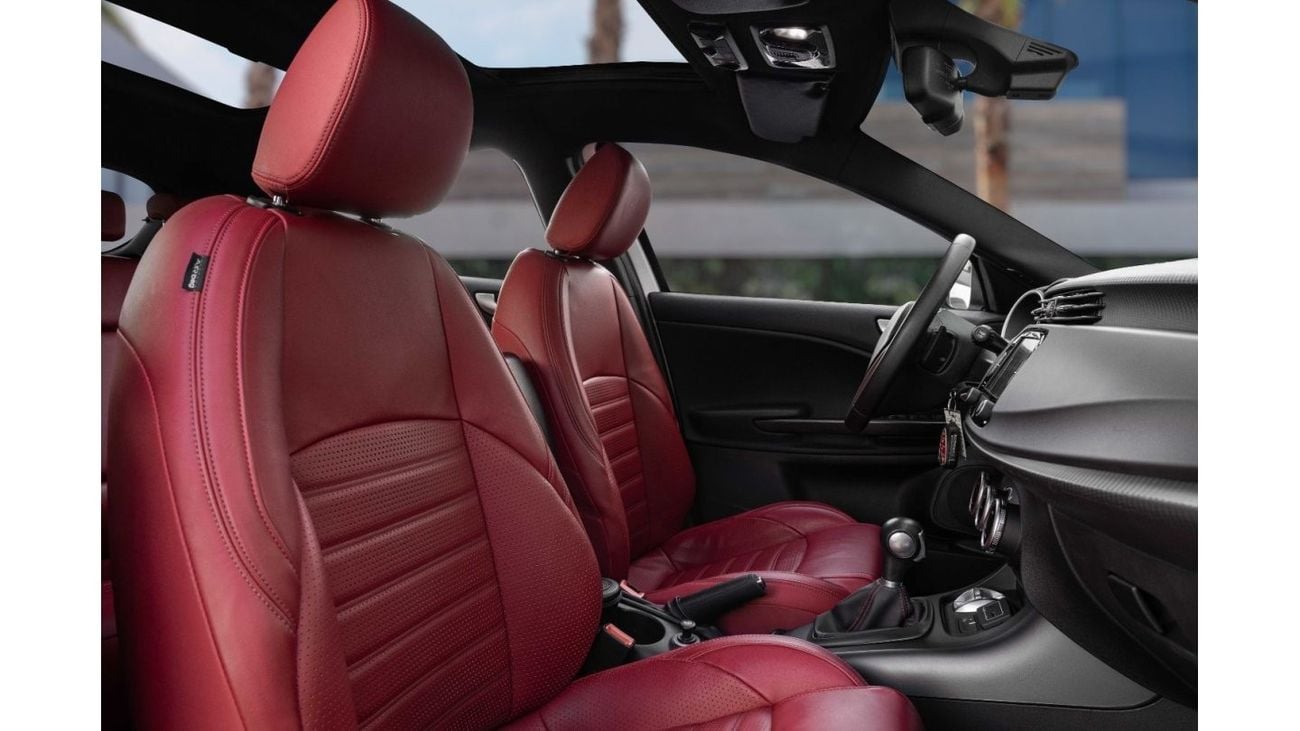 Alfa Romeo Giulietta Veloce 2021 | 1,508 P.M  | 0% Downpayment | SLEEK CRUISER!