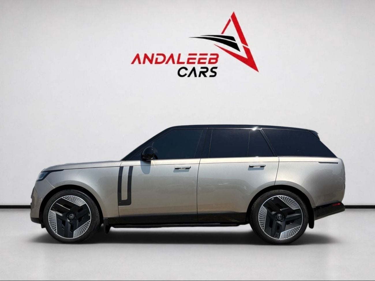 Land Rover Range Rover HSE LWB P530 AED 7,520 P.M | 0% DOWN PAYMENT | RANGE ROVER VOGUE SE P530 | 4.4L TWIN-TURBO V8 – 523 HP | FULL SER