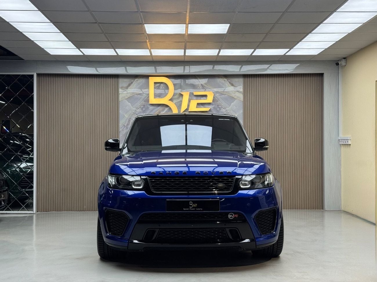 Land Rover Range Rover Sport SVR Carbon Edition 5.0L