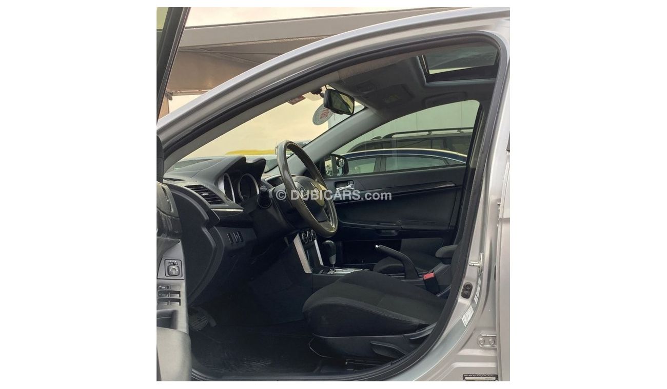 Mitsubishi Lancer GLS GCC 1.6 very good condition without accident