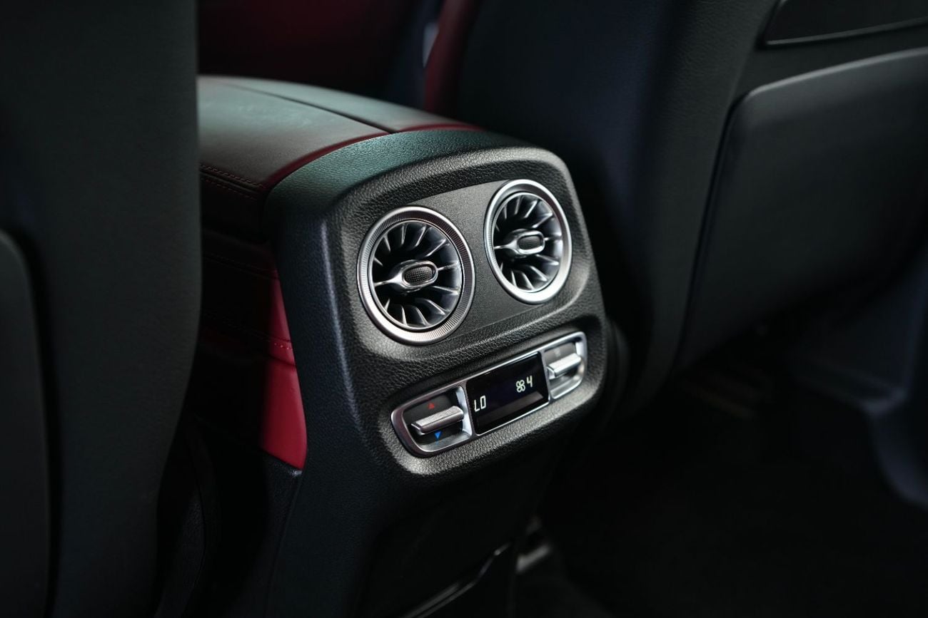 Mercedes Benz G63 AMG STANDARD Special Color-BURMESTER Premium Sound