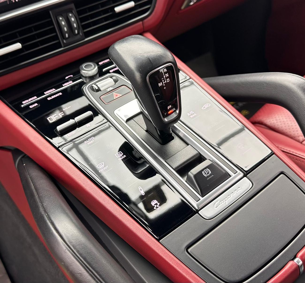 Porsche Cayenne Base Coupe 2022 Porsche Cayenne Coupe, Nov/2026 Porsche Warranty, Porsche Full Service History, Exce