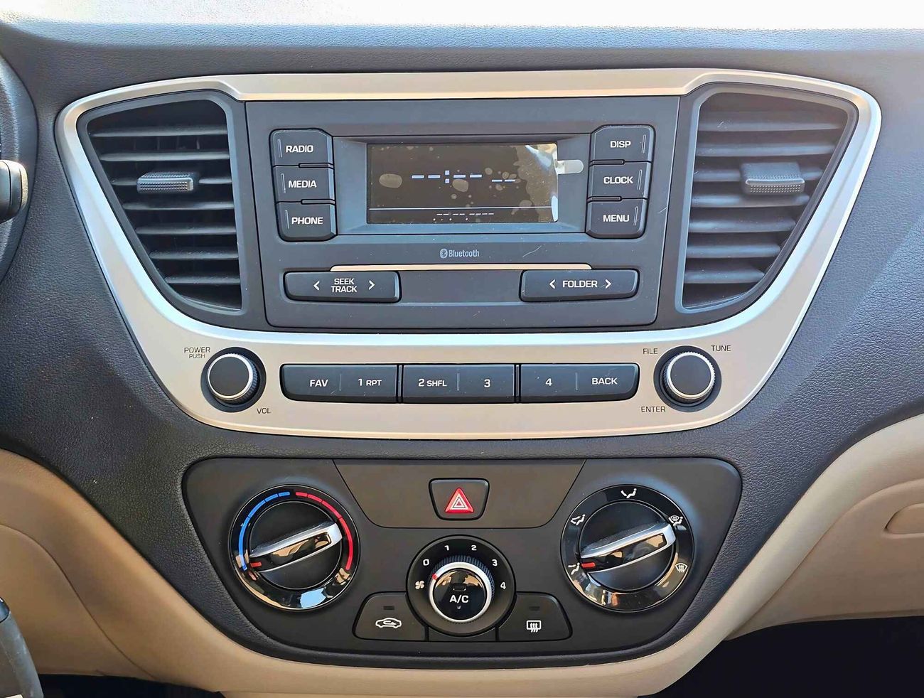 هيونداي أكسنت 1.4L V4 PETROL/ BRAND NEW/ ALLOY RIMS/ CODE#69046