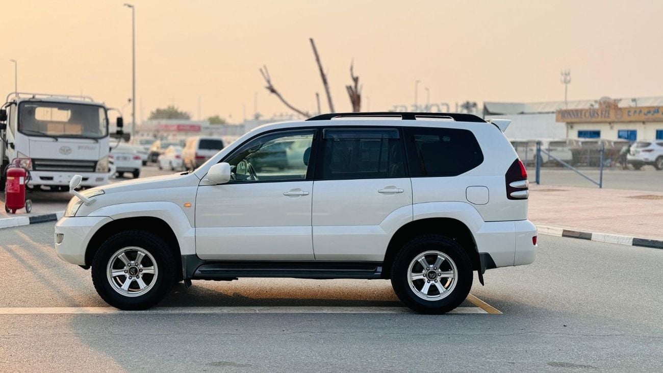 Toyota Prado BLACK LEATHER SEATS | 3.0L DIESEL | RHD | 2006 | REAR VIEW CAMERA | SIDE FENDER HOOD MIRROR