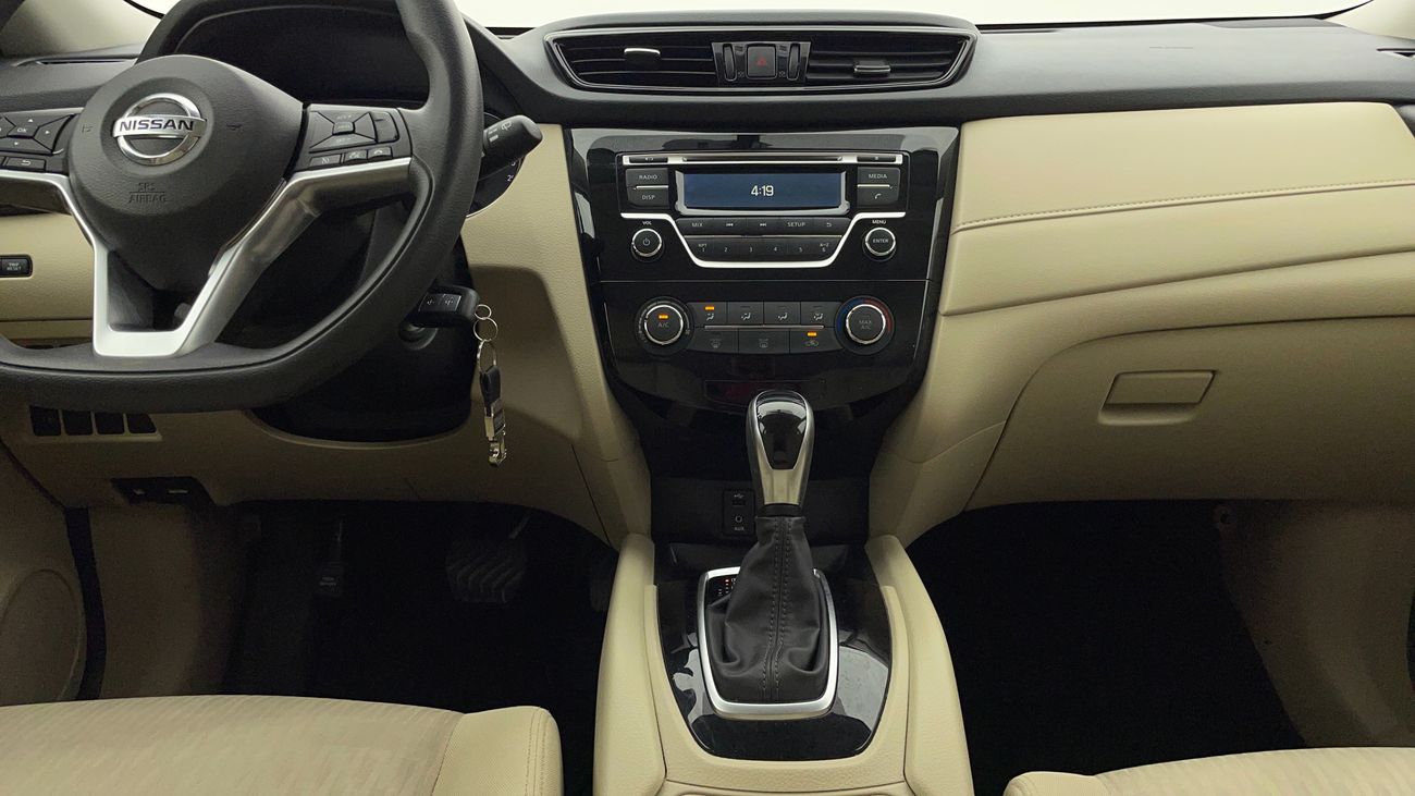 نيسان إكس تريل S 2.5 | بدون دفعة مقدمة | اختبار القيادة في المنزل