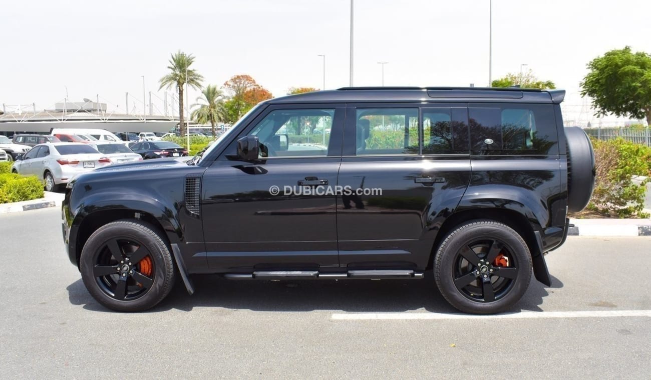 Land Rover Defender Land Rover Defender 110 HSE X-Dynamic P400 | Black Pack Edition - 7seat | 2023 (Local)