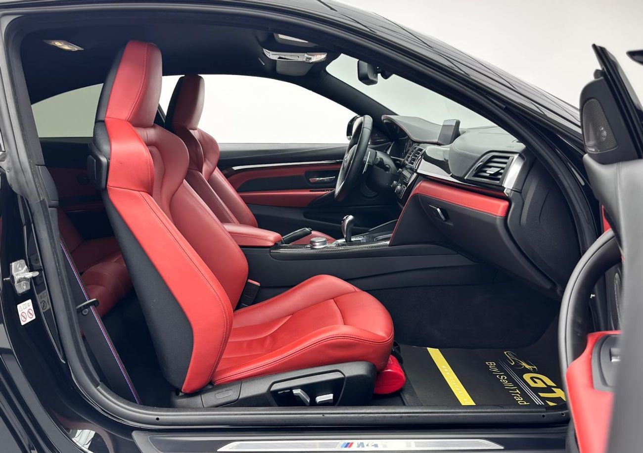 بي أم دبليو M4 2018 BMW M4 Competition, Full Service History, GCC