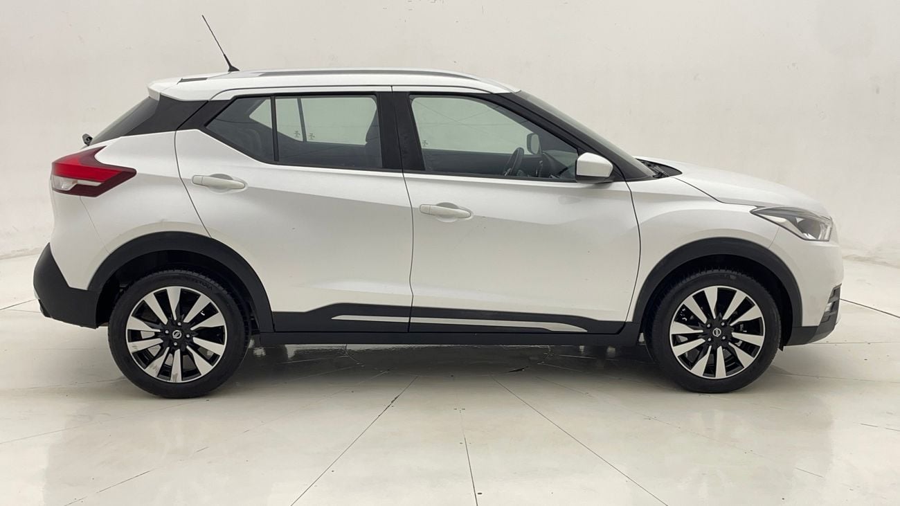 Nissan Kicks SV 1.6 | Zero Down Payment | Home Test Drive