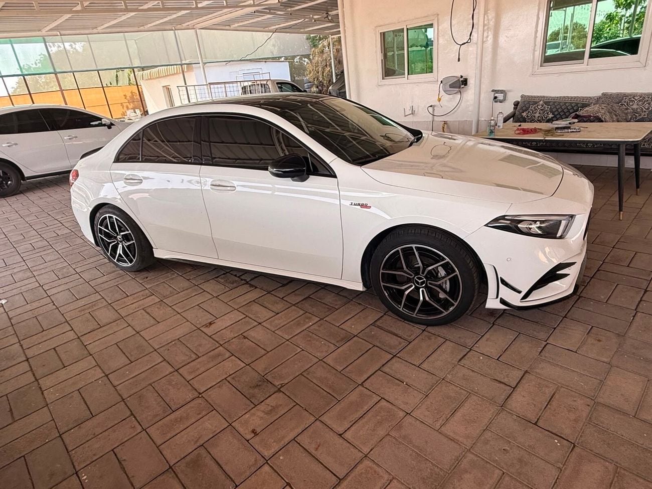 Mercedes Benz A35 AMG 4MATIC PREMIUM