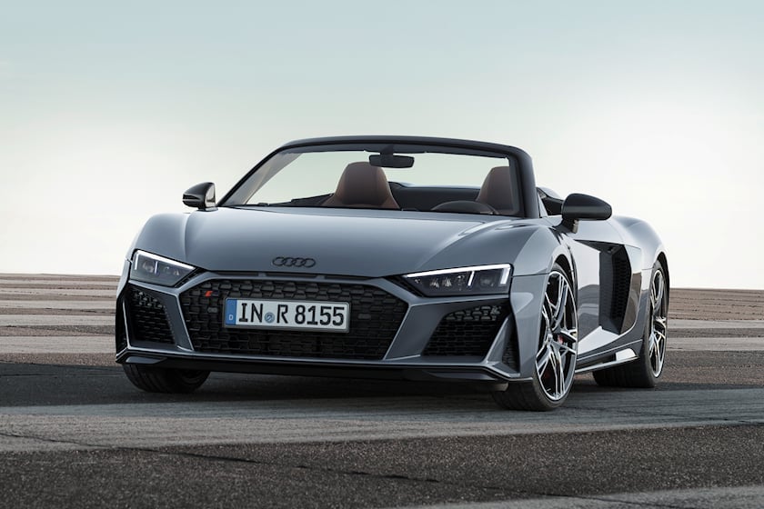 Audi R8 exterior - Front Left Angled