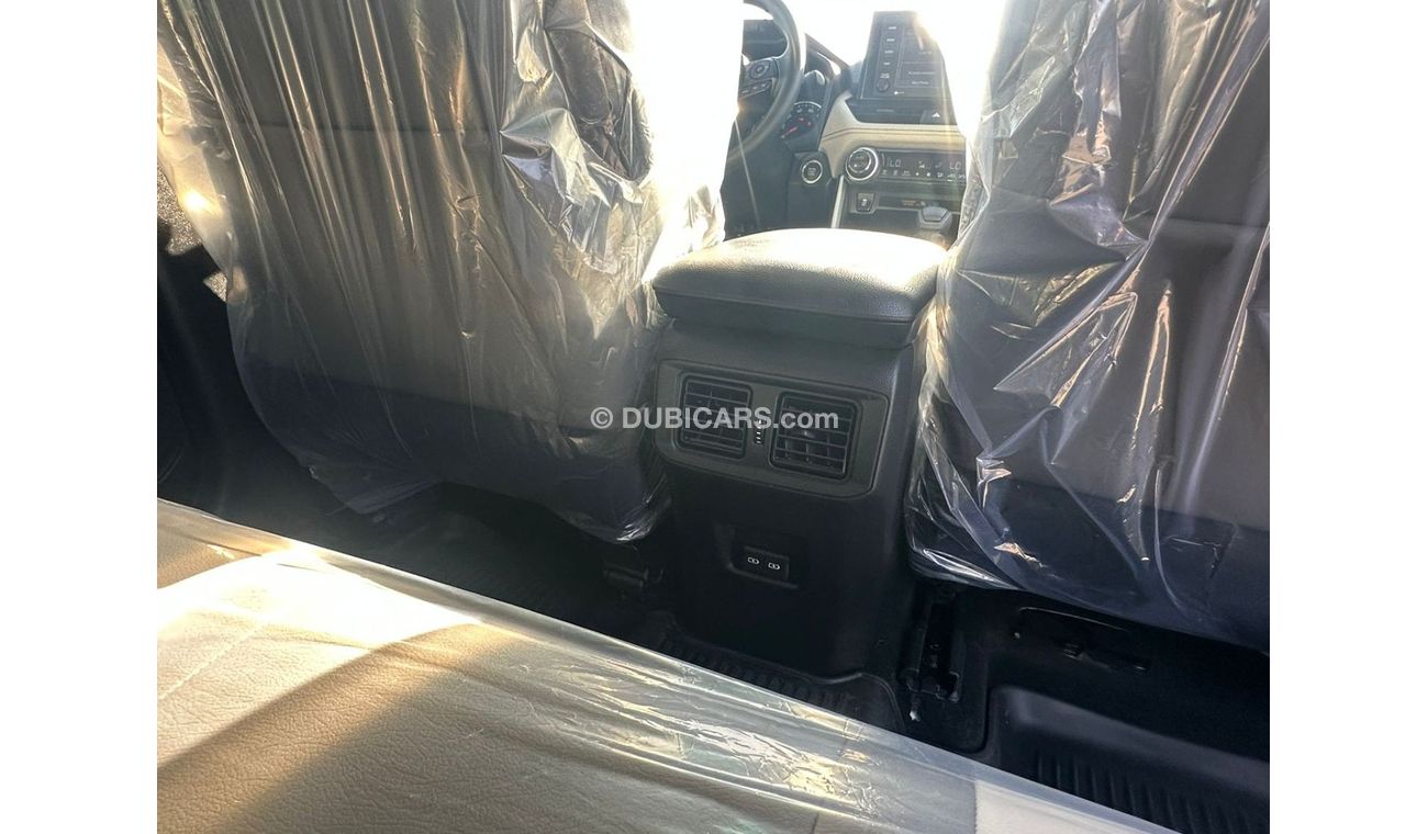 Toyota RAV4 XLE | V4 | FWD | RADAR | EXCELLENT CONDITION