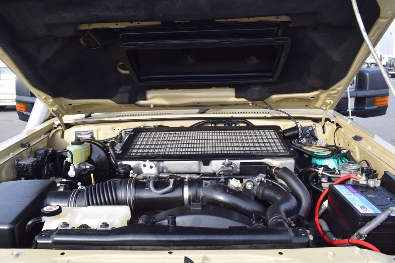 تويوتا لاند كروزر بيك آب Double Cabin 4.5L