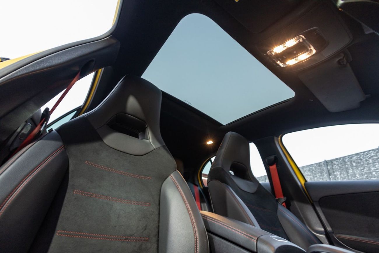 Mercedes-Benz AMG 4MATIC Hatchback, миниатюра 27