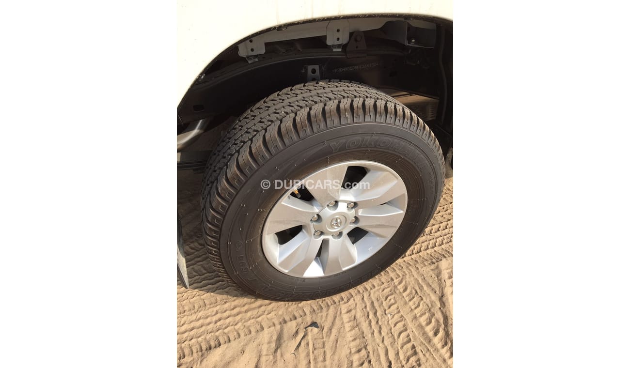 تويوتا هيلوكس 2017 Toyota Hilux 2.7L Petrol GLX S High Line