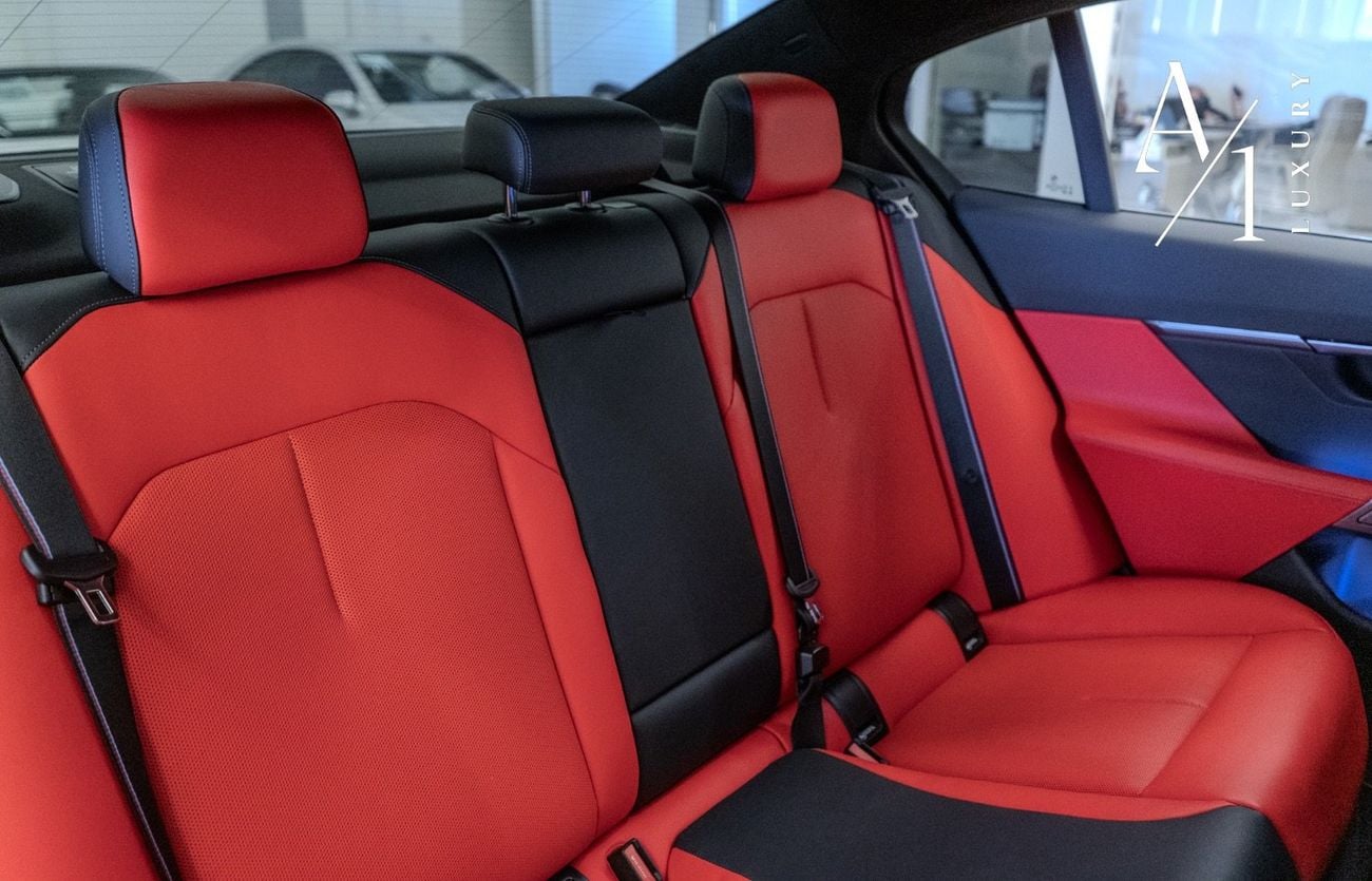 BMW M5 2025 BMW M5 Competition, With Warranty, Fully Loaded, Carbon Fibre Accents, GCC Specs