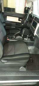 تويوتا إف جي كروزر GXR 4.0L A/T