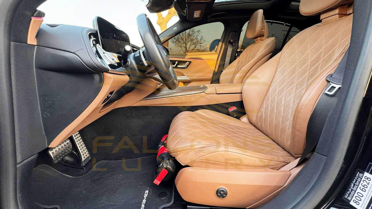 Mercedes Benz E300 AMG Mercedes-Benz E-Class E 300 2025 GCC Specs ORIGINAL PAINT Full service history