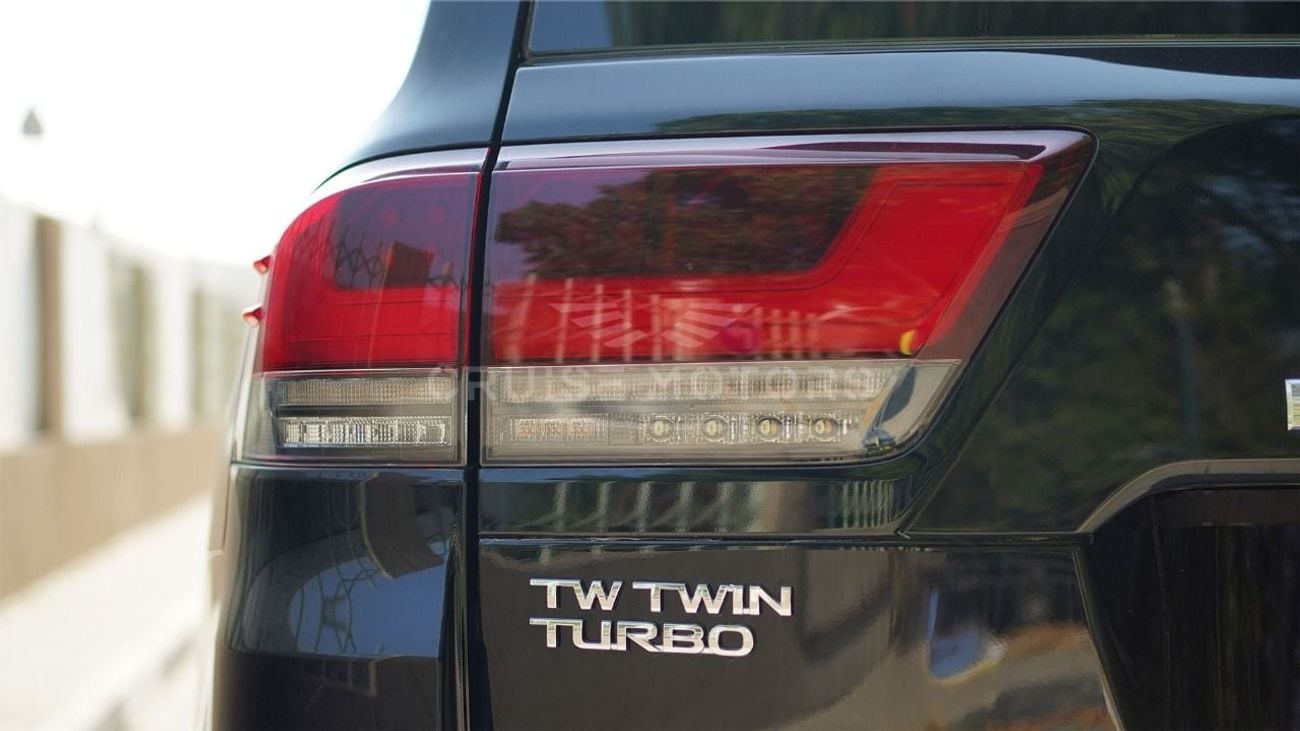 Toyota Land Cruiser LC 300 VXR - Automatic- 3.3 L - diesel - SUV - 4x4 - 7 Seats - 5 Door