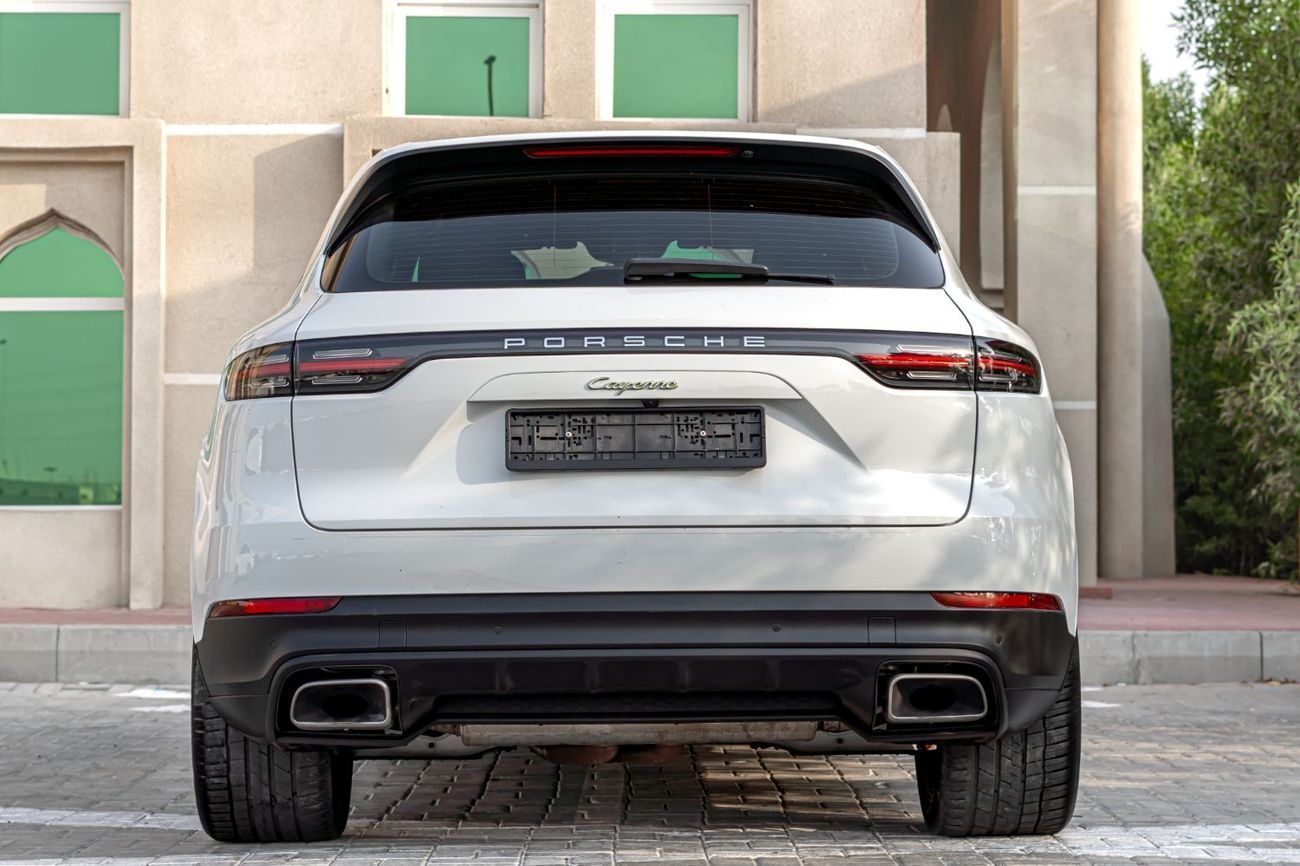 Porsche Cayenne E-Hybrid 3.0L (355 HP)