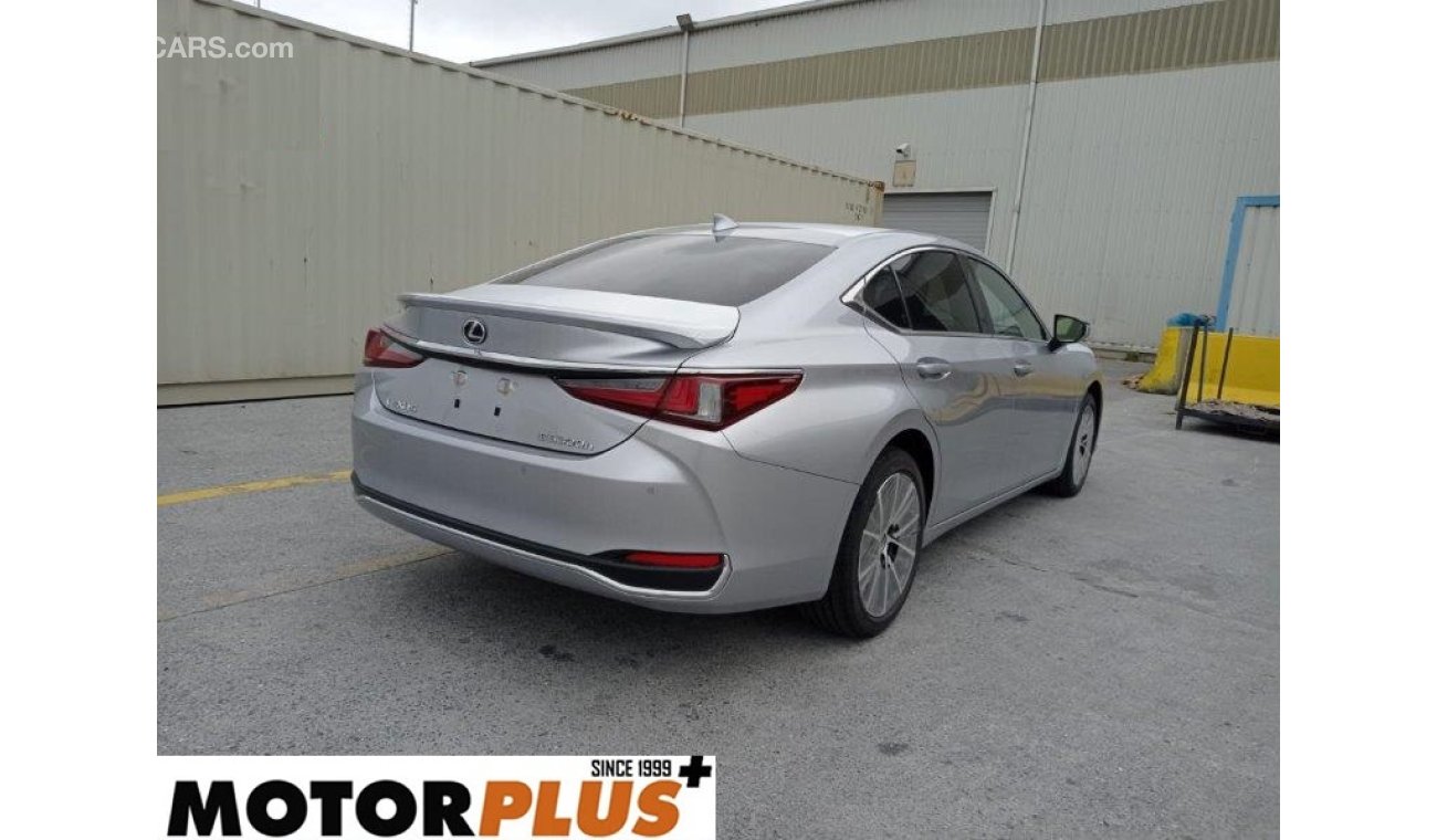 Lexus ES 300 h radar, seat heater, big screen, export only 2024 Euro specs