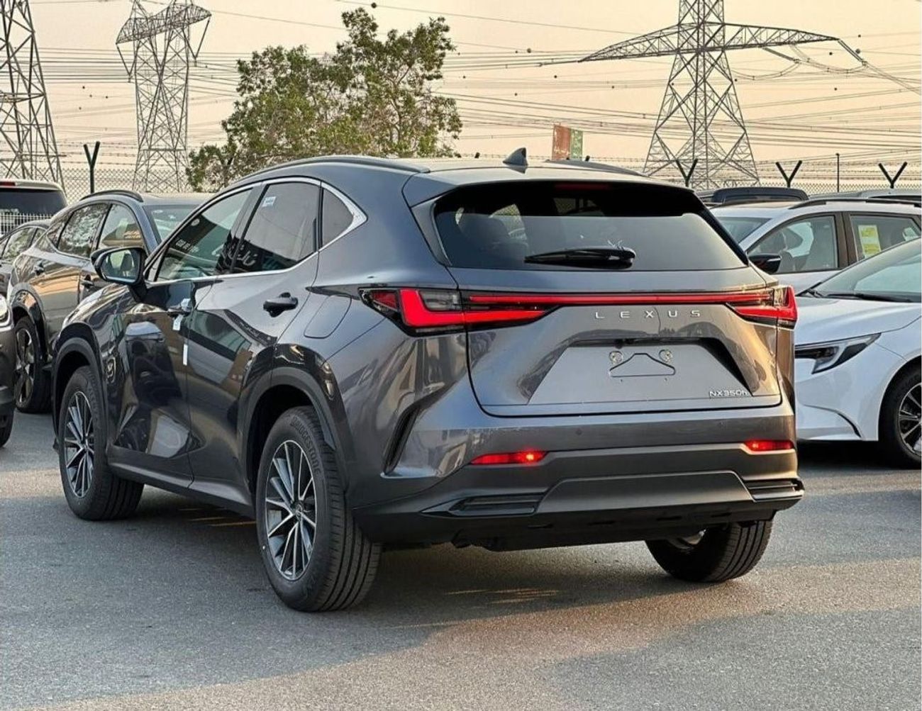لكزس NX350 NX350h 2.5L HYBRID FULL OPTIONS 2024