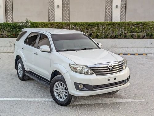 Toyota Fortuner GCC V4 2.7L IN GOOD CONDITION