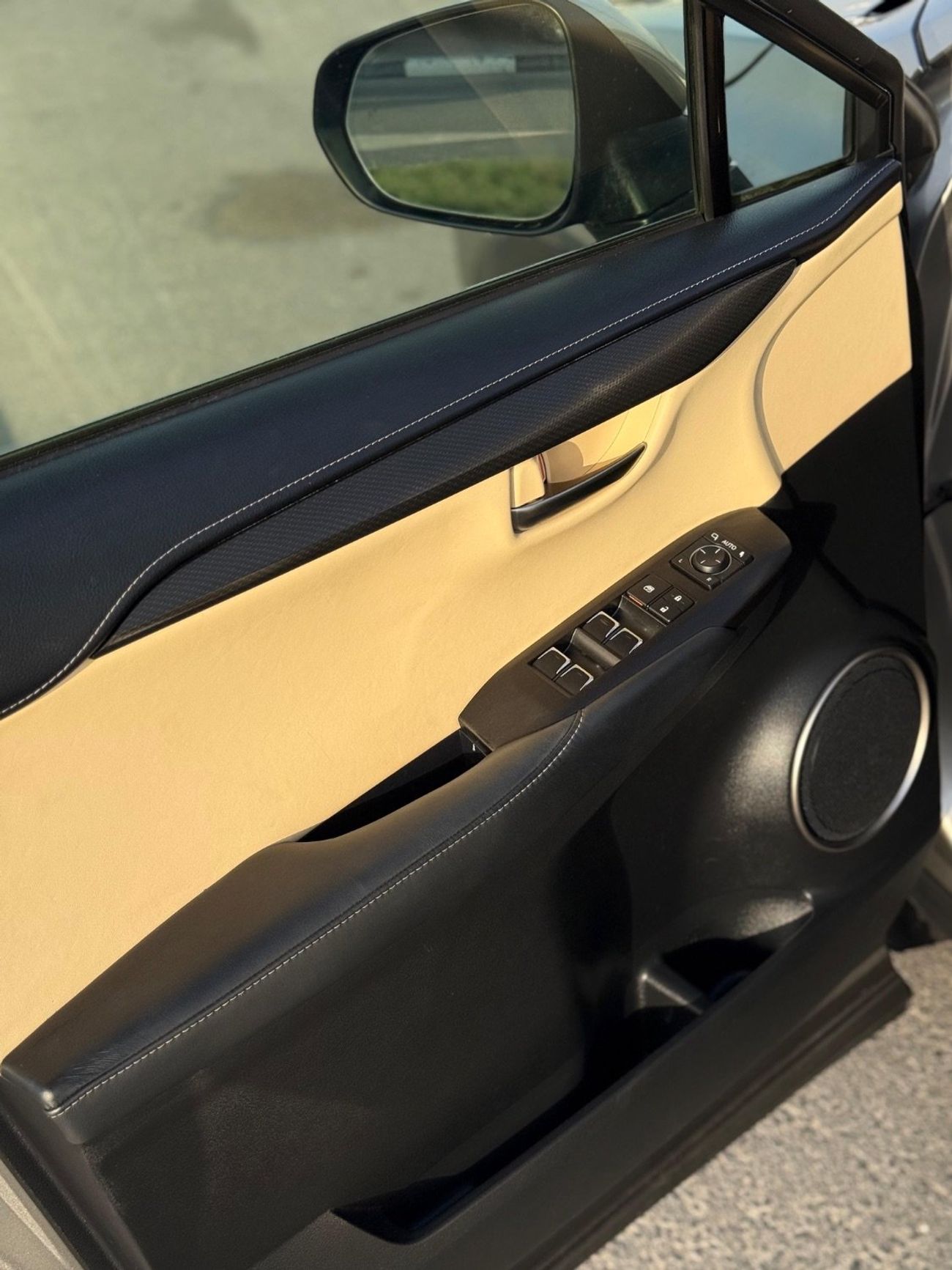 Lexus NX300 Premium 2.0 full option