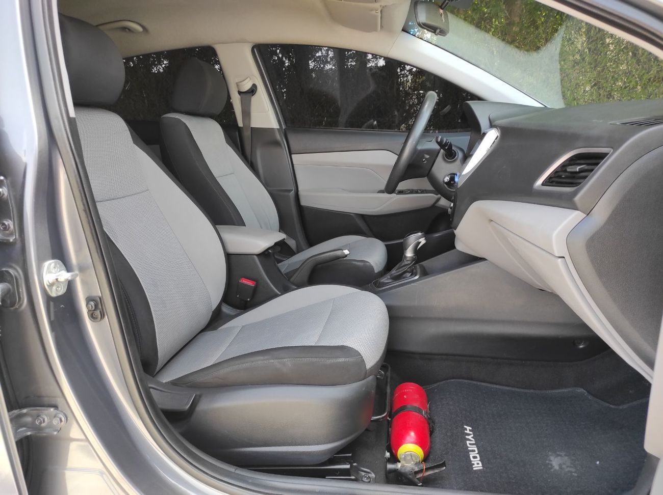 Hyundai Accent GL 1.6L (138 HP) Sedan Hyundai Accent 2019 Gcc V4 1.6 full automatic