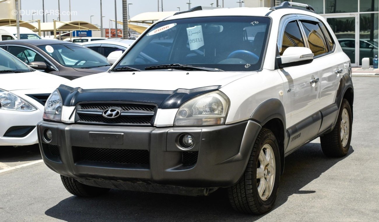 Hyundai Tucson 4 WD  Diesel MXL / ACCIDENTS FREE/ IMPORTED FROM KOREA