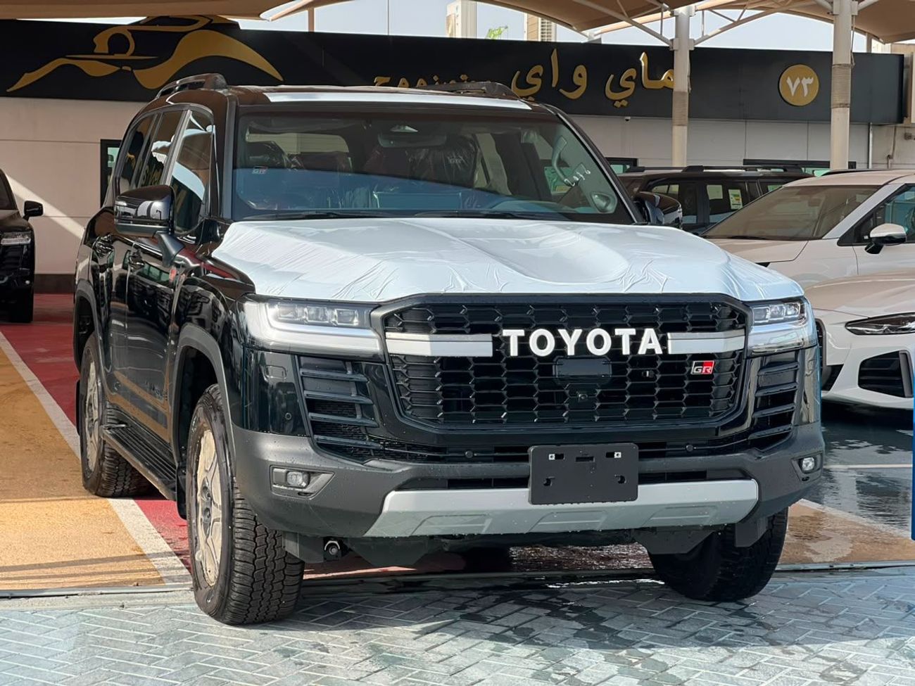 تويوتا لاند كروزر GR SPORT