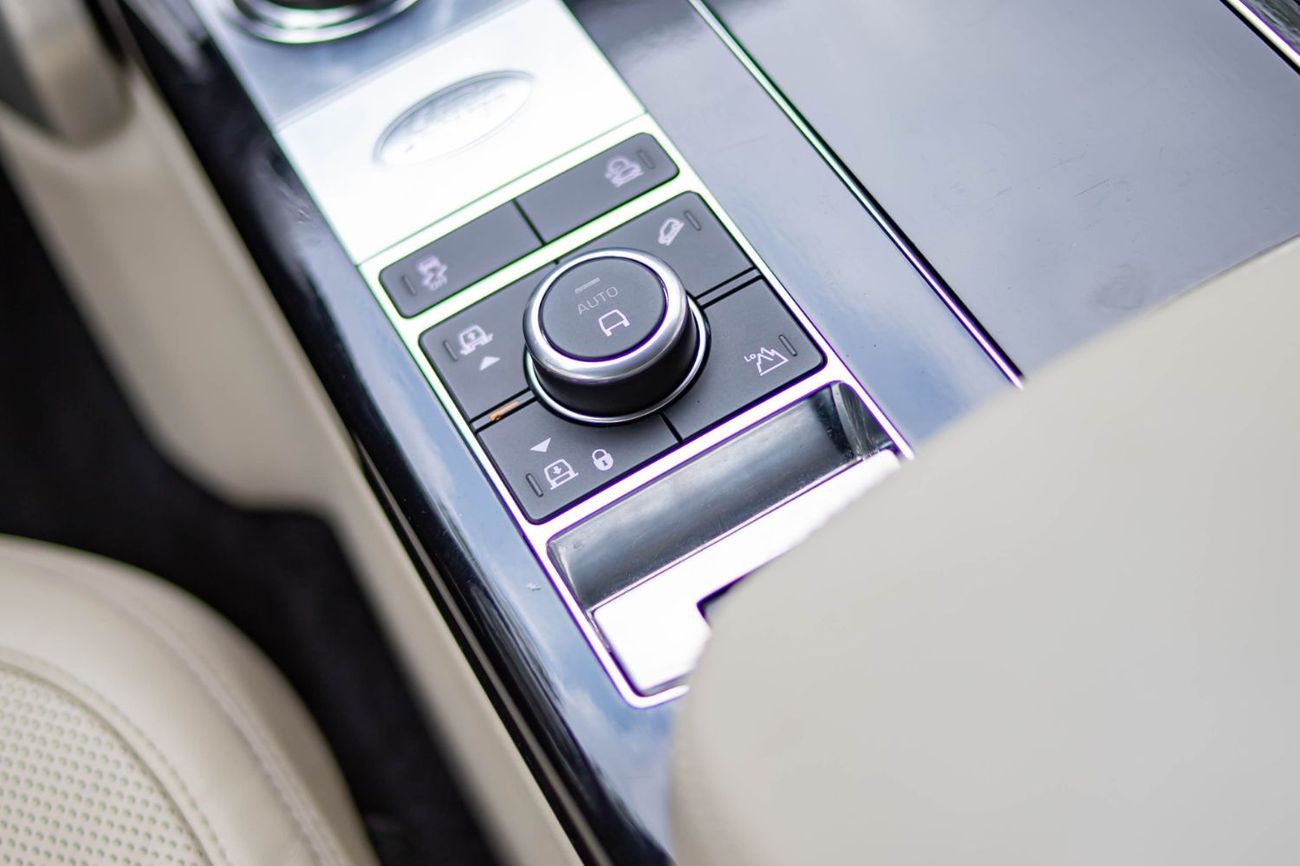 Land Rover Range Rover Supercharged 5.0L