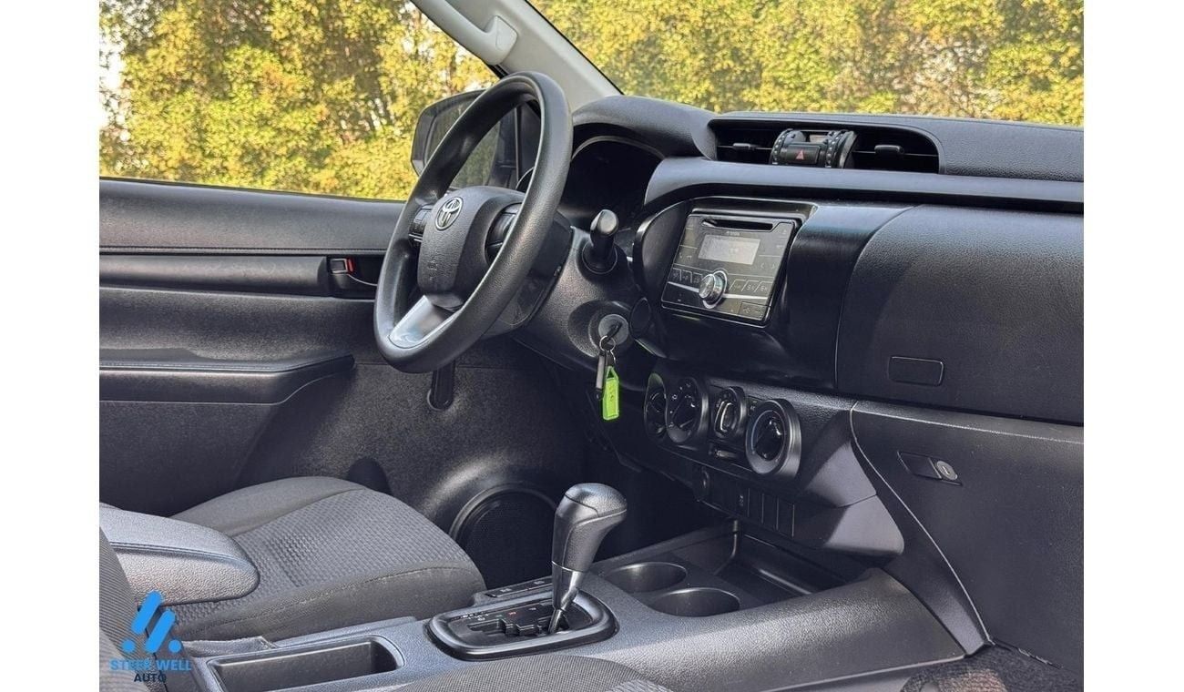 Toyota Hilux GL 2.7L Double Cab Utility 4WD MT  Reliable Condition / GCC Specs / Ready to Drive / Book Now!