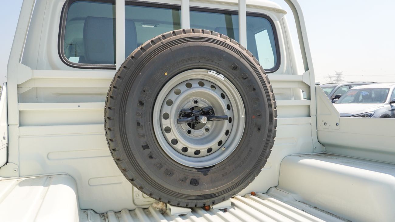 تويوتا لاند كروزر بيك آب