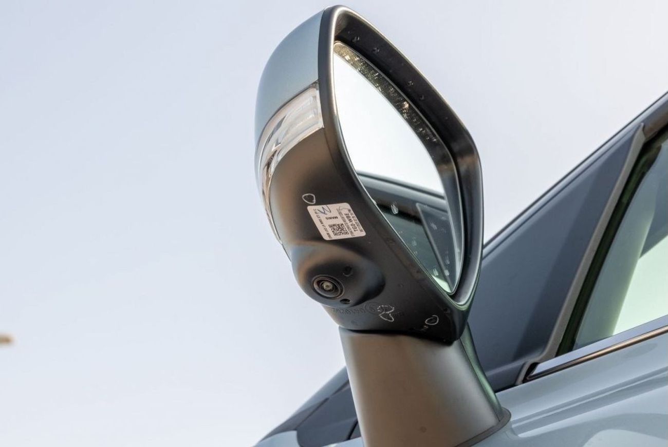 سوزوكي بالينو 2025 1.5L GLX Luxe Silver: Elevate Your Driving Experience - Book Now!