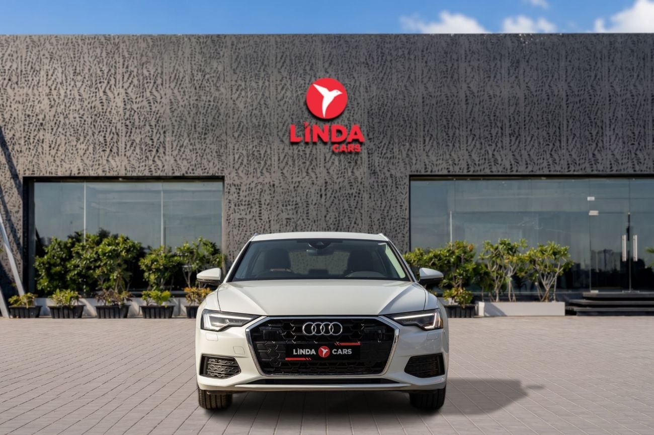 Audi A6 40 TFSI 2.0L Audi A6 40TFSI Station Wagon (LOW MILEAGE) 2024 GCC | Agency Warranty | Service Contract