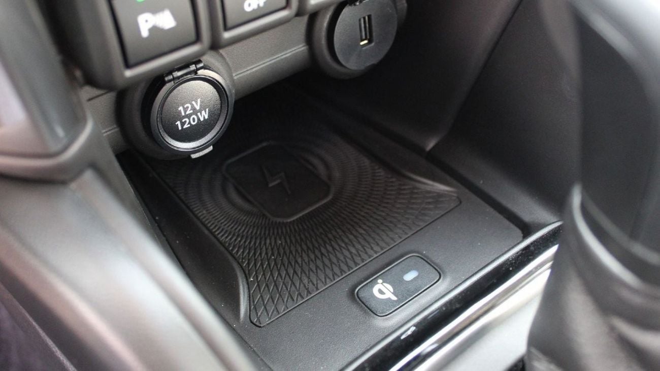 Suzuki Grand Vitara 1.5L GLX MILD HYBRID TOP OF THE LINE 4X4 (Export Only)