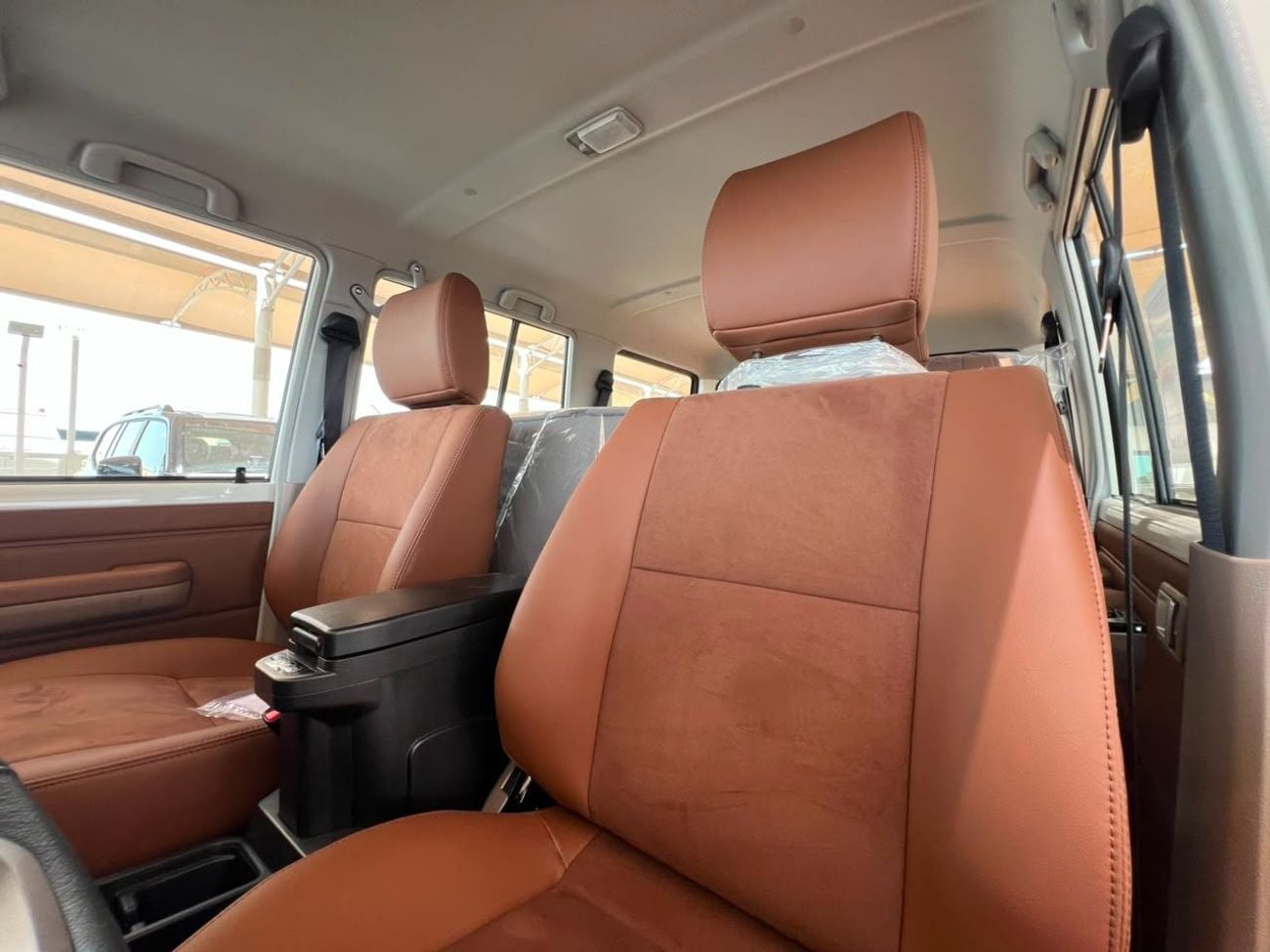 Toyota Land Cruiser 70 LC76 LX