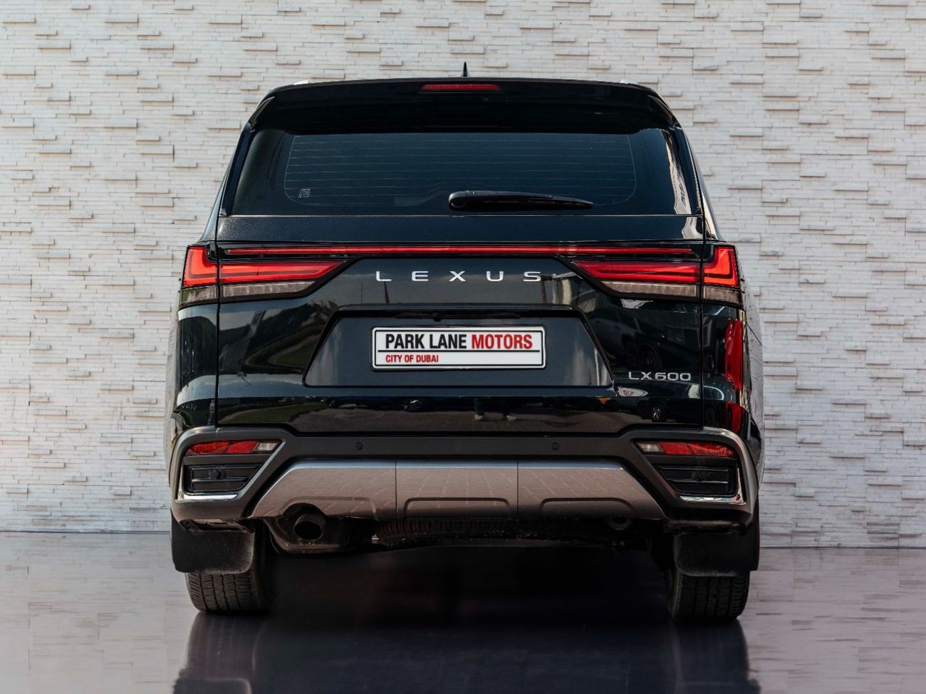 Lexus LX 600 Prestige 3.5L ( CYL)